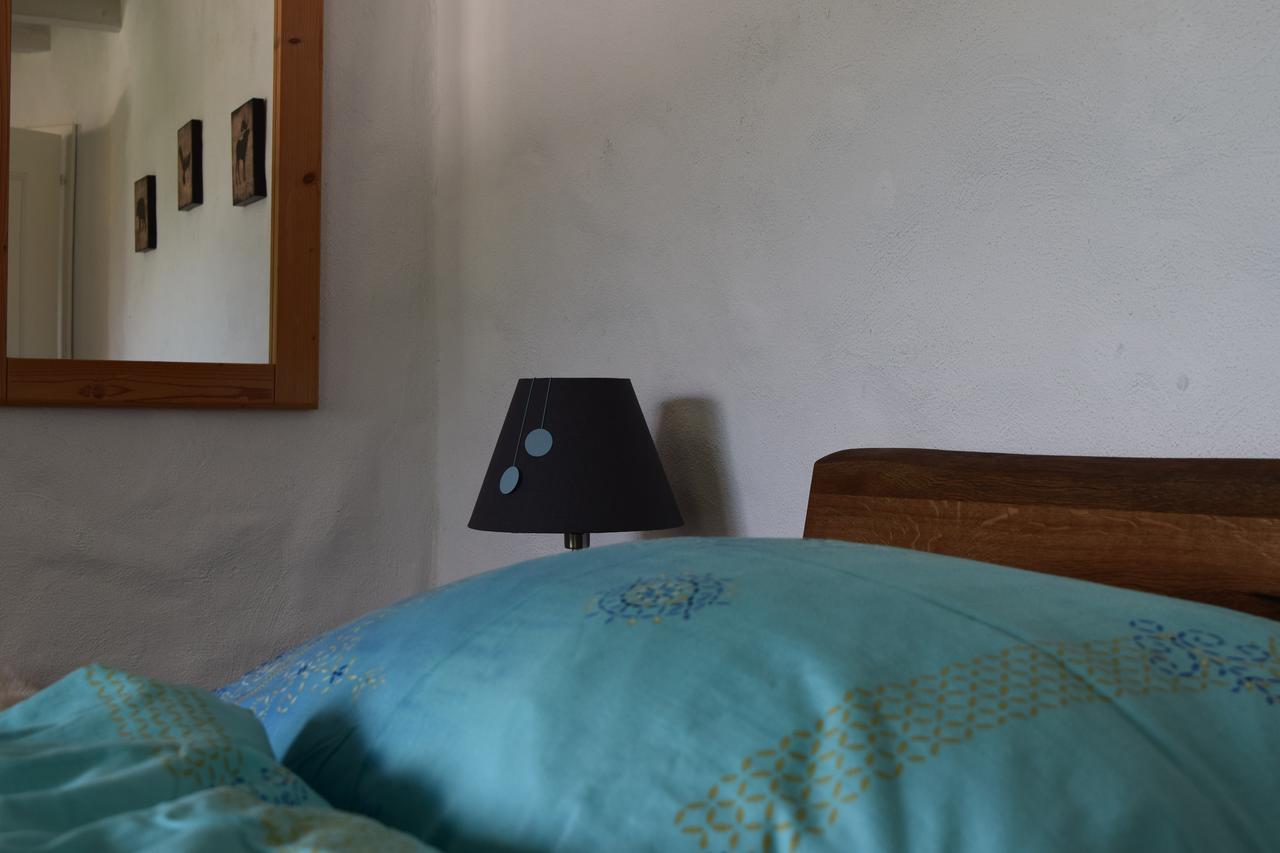 BnB Villa Levanta Péry Esterno foto