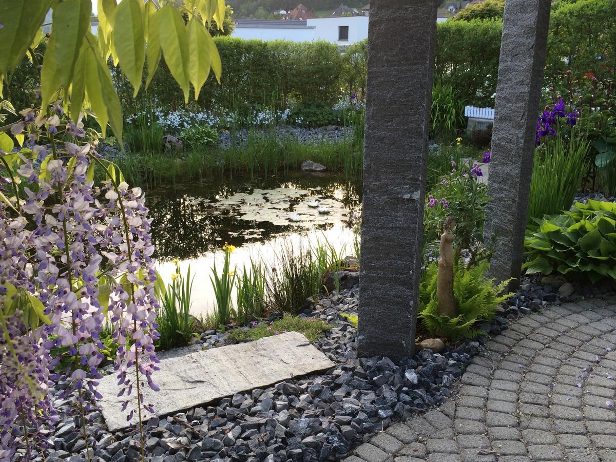 BnB Villa Levanta Péry Esterno foto